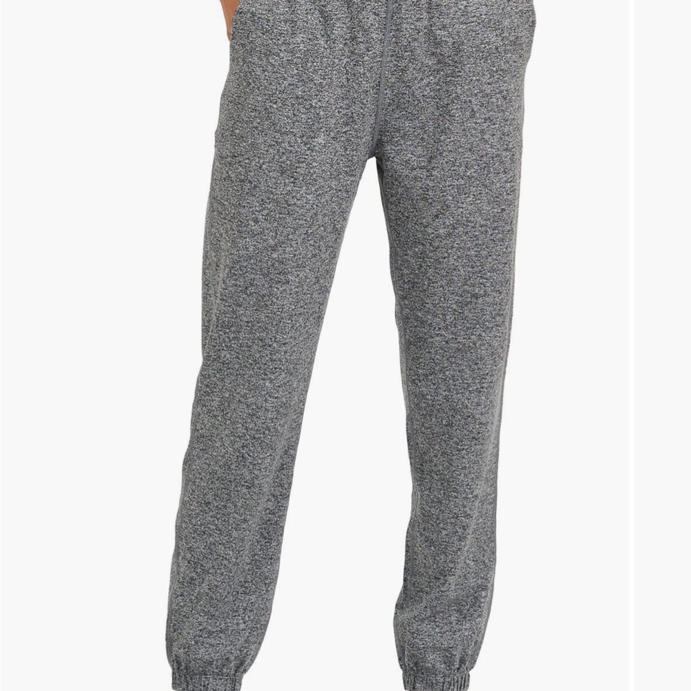 Vuori Boyfriend Jogger in Grey Heather